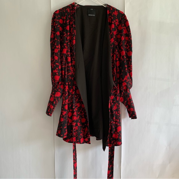 C/Meo Collective Opacity Floral wrap dress Black with  red chili floral - Picture 7 of 14